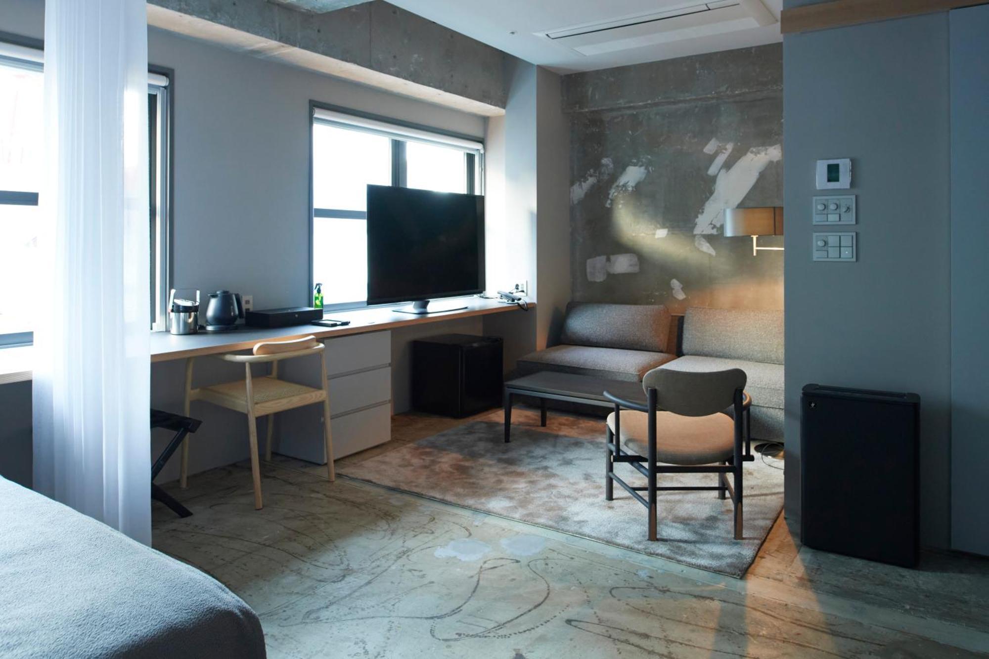 Tones Hotel Osaka